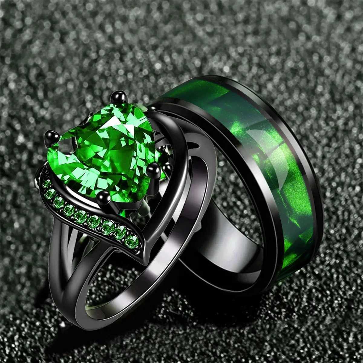 Fashion Couple Rings Romantic Women Heart Green Rhinestones Zircon Ring Men Stainless Steel Abalone Shell Ring Wedding Jewelry W250207