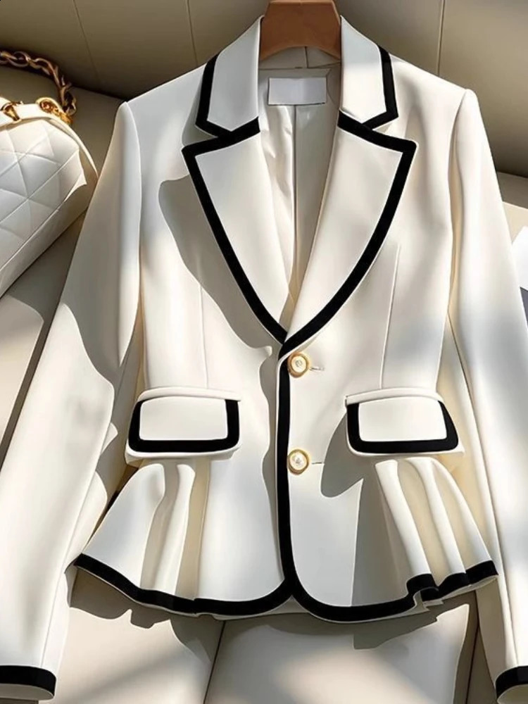 French Elegant Blazers Notched Collar Long Sleeve Ruffles Contrast Color Coats Spring Autumn Female Slim n Womens Clothing 250120