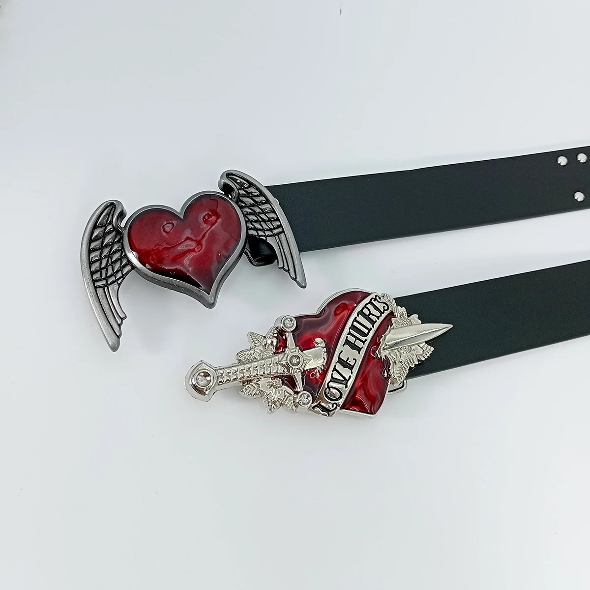 Unisex Jeans Belt sword red heart Goth Y2k Fashion Belts For Women High Quality Rivet Punk Accessory Men Waistband 250207