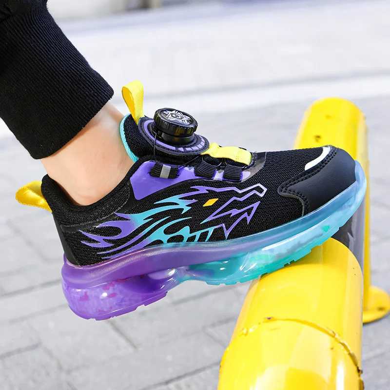 Childrens Running Shoes Rotating Buckle Lightweight Outdoor Sports Walking Shoes Breathable Non-Slip Casual Sneakers for Kids W250207