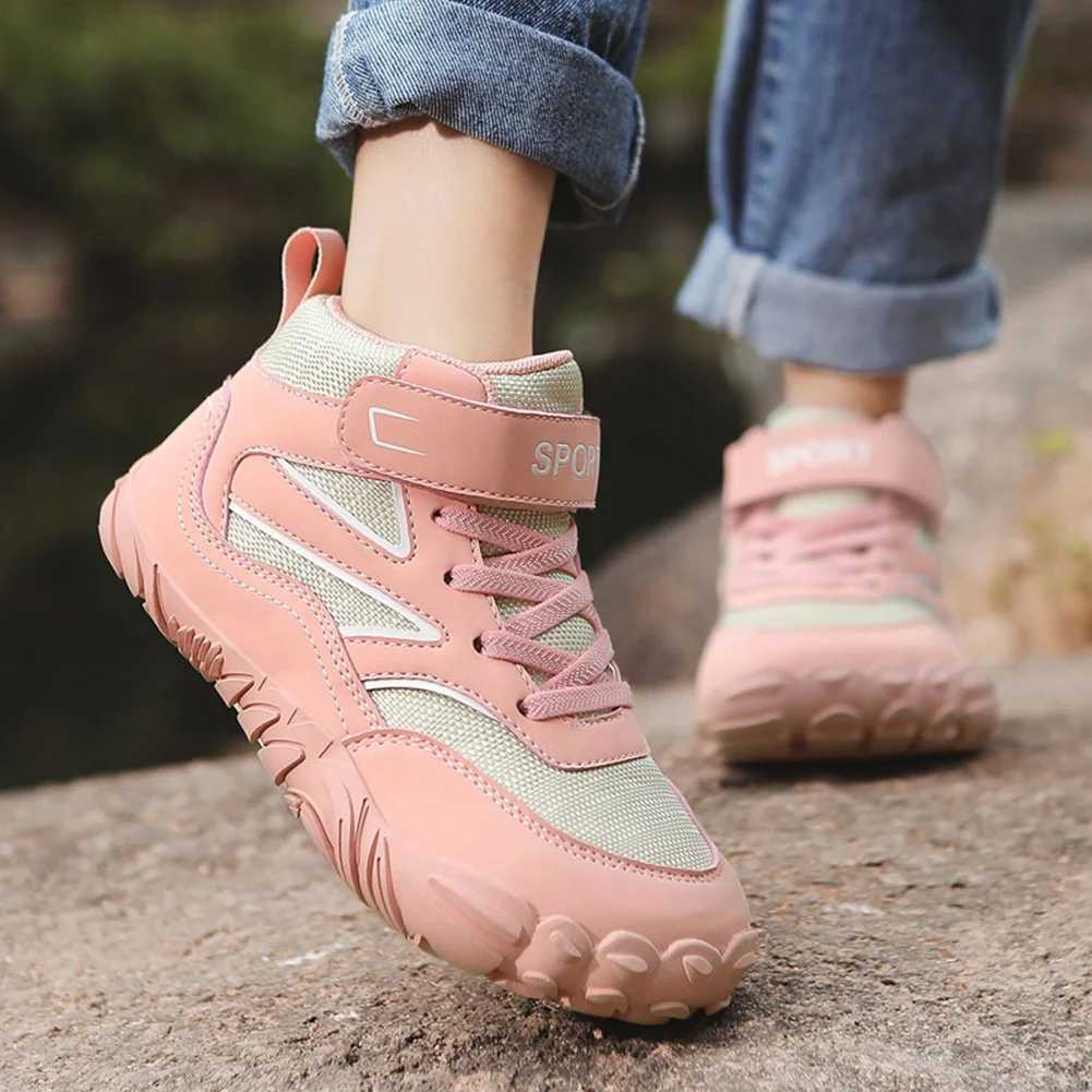 Autumn and Winter Baby Boys and Girls Boots Childrens Waterproof Casual Shoes Outdoor Anti slip Baby Shoes Plush Childrens Ankle Boots W250207