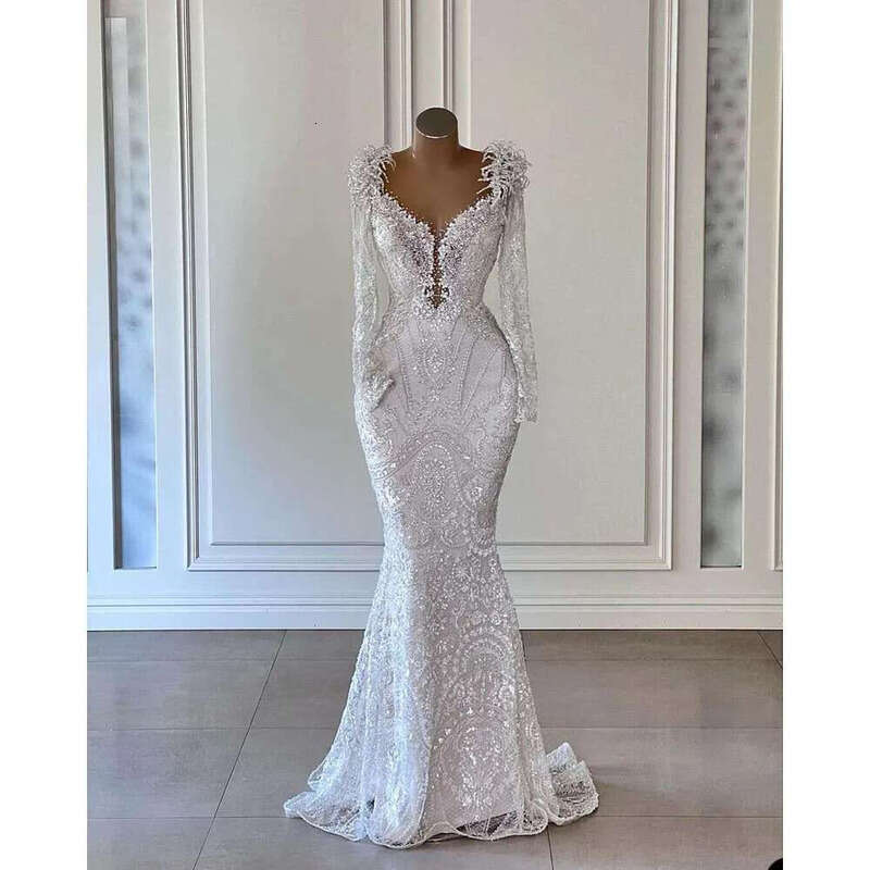 Sparkly 3D Wers Wedding Dresses Sexy V Neck Long Sleeve Beads Lace Bridal Gowns Romantic Bride Dress Robe De Mariee Dr0318