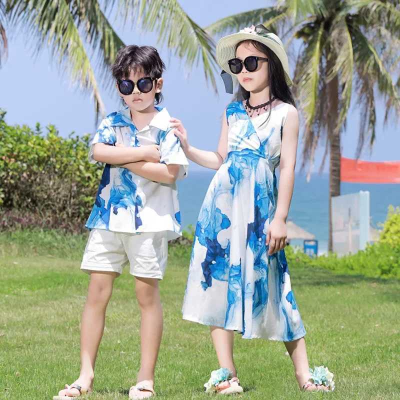 Holiday Resort Family Matching Blue Clothes Vacation Look Daughter Mom Dress Father and Son Beach Tops + Shorts 2 Piece Outfits W250207