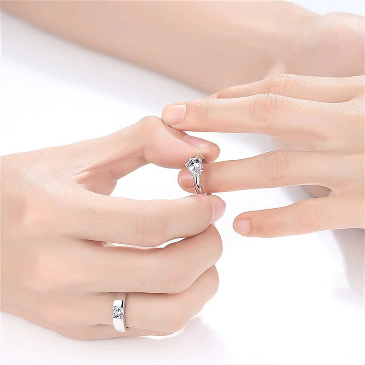 2Pcs Silver Color Luxury Zircon Crown Cross Couple Rings For Lovers Forever Endless Love Wedding Bands Ring Valentines Day Gifts W250207