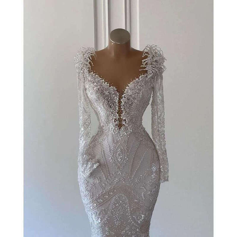 Sparkly 3D Wers Wedding Dresses Sexy V Neck Long Sleeve Beads Lace Bridal Gowns Romantic Bride Dress Robe De Mariee Dr0318