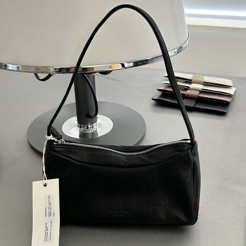 Korean Dongdaemun Buckleather Handbag Solid Color Sheepskin Fashion Versatile Simple Shoulder Women's Bags