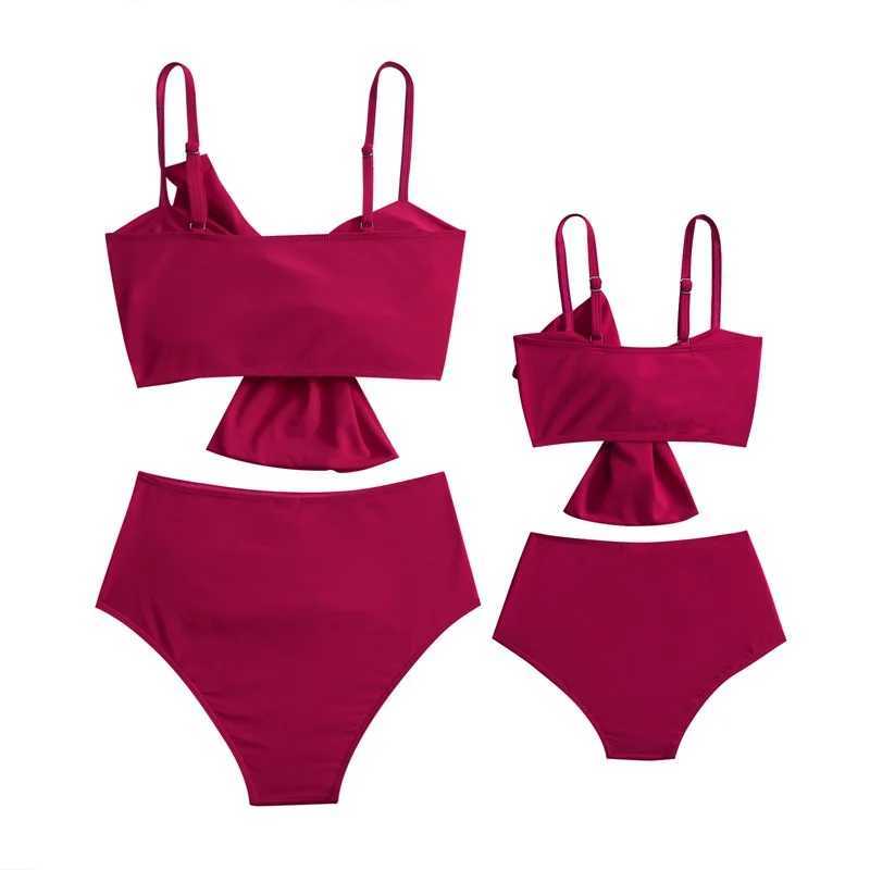 Leaf Print Swimsuit Set 2024 Family Match Set Summer Mom and Daughter Bikini Big Bow Beach Swimsuit Adult Baby Clothing W250207