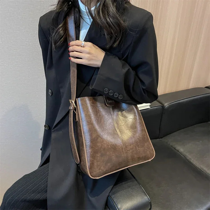 Retro Shoulder Tote Bag Set for Women Wide Strap Soft PU Leather Crossbody Bags with Small Purse Large Capacity Shoppers 250206