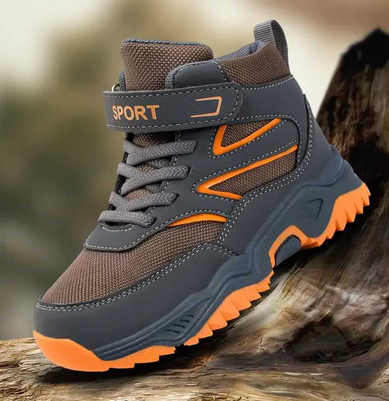 New Fashion Youth Hiking Boots Boys and Girls Hightop Sports Running Shoes Childrens Climbing Travel Basket Sports Shoes W250207