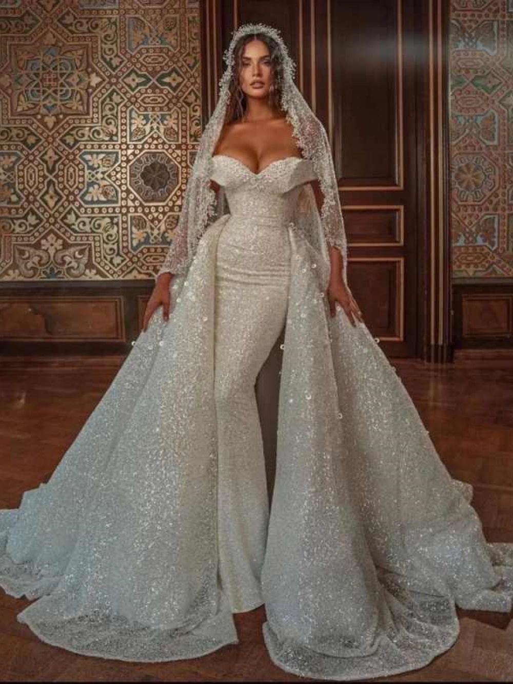 Modern Mermaid Wedding Dress With Veil Beaded Sequins Off Shoulder Bride Gowns Detachable Sweep Train Bridal Dresses Customized