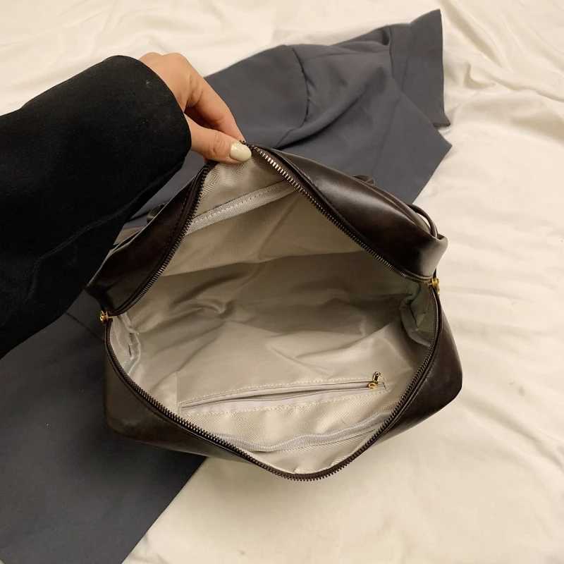 MOODS Square Shoulder Bags For Women Small Backpack Pure Color PU Leather Large Capacity Totes 2024 Lat Trend Handbag B250618