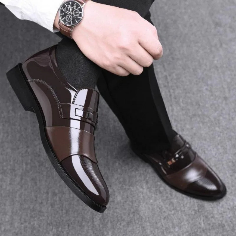 Fashionable and Versatile Men Formal Leather Shoes Business Casual Trendy Simple Slip on Lazy Casual Leather Shoes 250206
