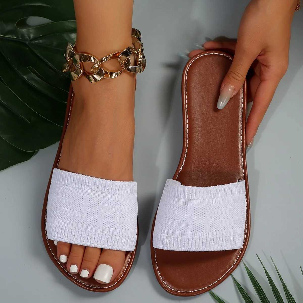 Women Slippers 2024 Summer Luxury Fi Flat Sandals Brown Designer Open Toe N-Slip Outdoor Beac Slides WomenXJ250207