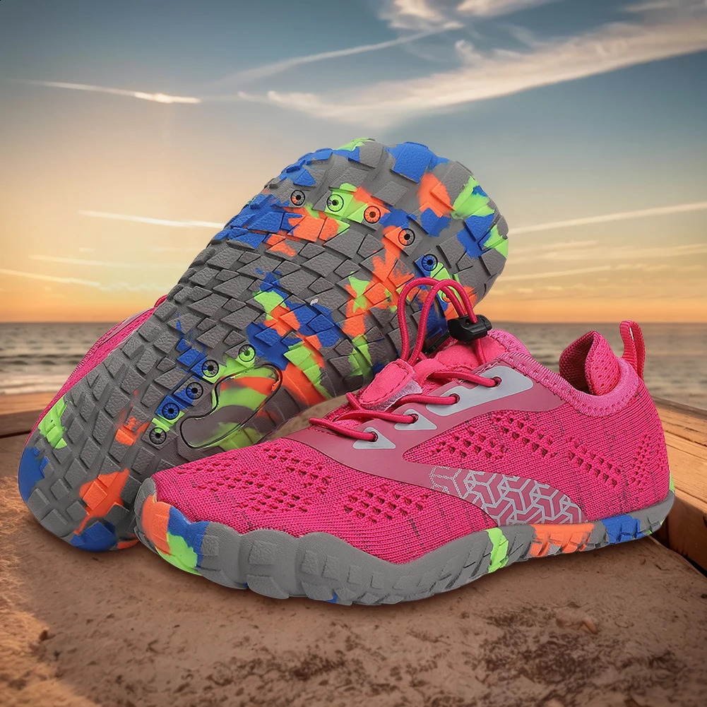 Kids Water Shoes Children Barefoot Shoes Comfortable Lightweight Aqua Shoes Breathable Quick Dry Beach Shoes for Outdoor Beach 250207