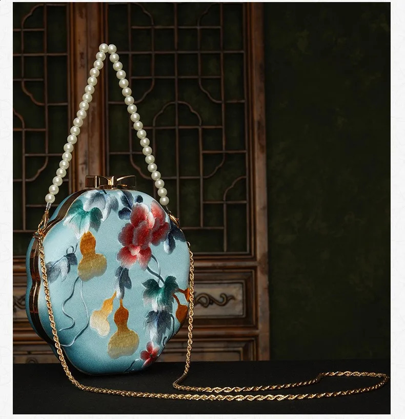 Cap Polyester Silky Fabric Embroider Small Bag Shoulder Womens Suitable for Matchinging Cheongsam Youth Mini Plant Flower Metal Frame Clas 250206