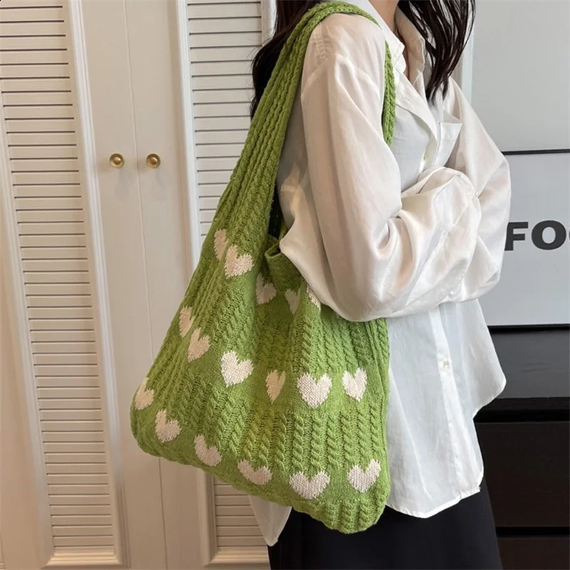 Knitted Handbags Female Large Capacity Womens Shoulder Bag Summer Beach Purses Casual Hollow Woven Shopping 250121