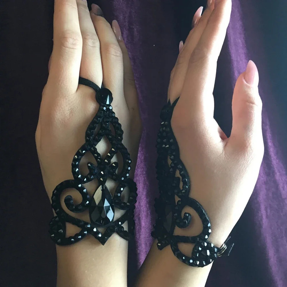 Black Crystal Bracelet Link Wrist Chain Finger for Women Adjustable Rhinestone Bracelet with Rings Hand Jewelry Wedding Dance 250206
