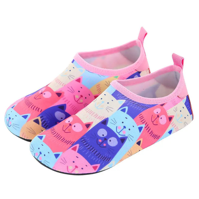 Children Water Beach Shoes Girls Swimming Shoes Quick-Drying Aqua Shoes Boys Soft Floor indoor Slipper Snorkeling Swim Socks 250207