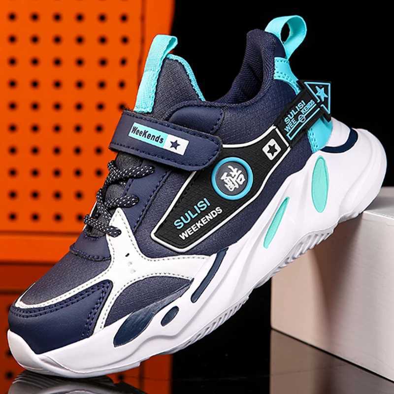 Childrens sports shoes lightweight casual leather surface autumn walking shoes anti slip soft soled running shoes W250207