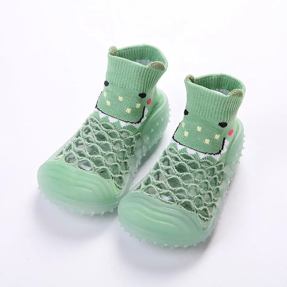 born First Walkers Infant Toddler Cartoon Pandas Shoes Baby Rubber Non Slip Shoes Baby Boy Girl Elastic Socks Shoes 0-4Years 250207