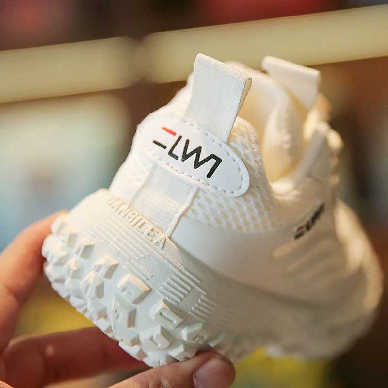 Kid Shoes Girls Casual Sneakers Fashion Breathable Sports Shoes for Children Outdoor Reflective Light Running Shoes Boy Shoes W250207