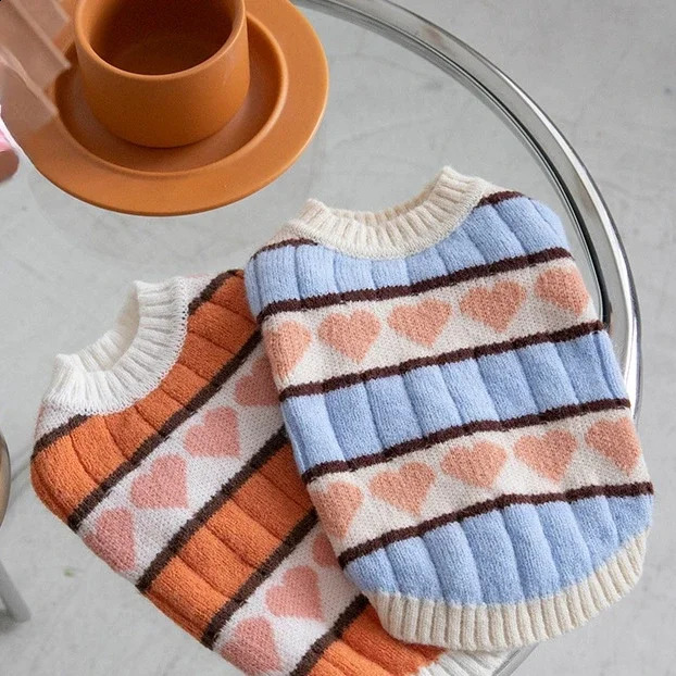 Autumn Winter Love Arctic Velvet Sweater Vest Pet Clothes Cats and Dogs Costumes Teddy Bichon Jacket Dog Clothes for Small Dogs 250206