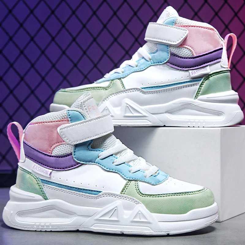 Childrens running shoes outdoor leather surface fashionable tennis shoes casual high top childrens comfortable board shoes W250207