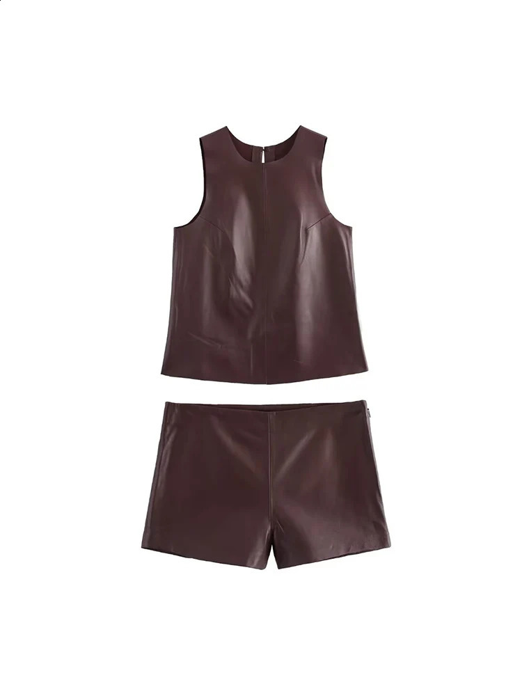 2024 Autumn and Winter Arrivals Womens Leather Versatile Simple Sleeveless Round Neck Top Shorts Set 250107