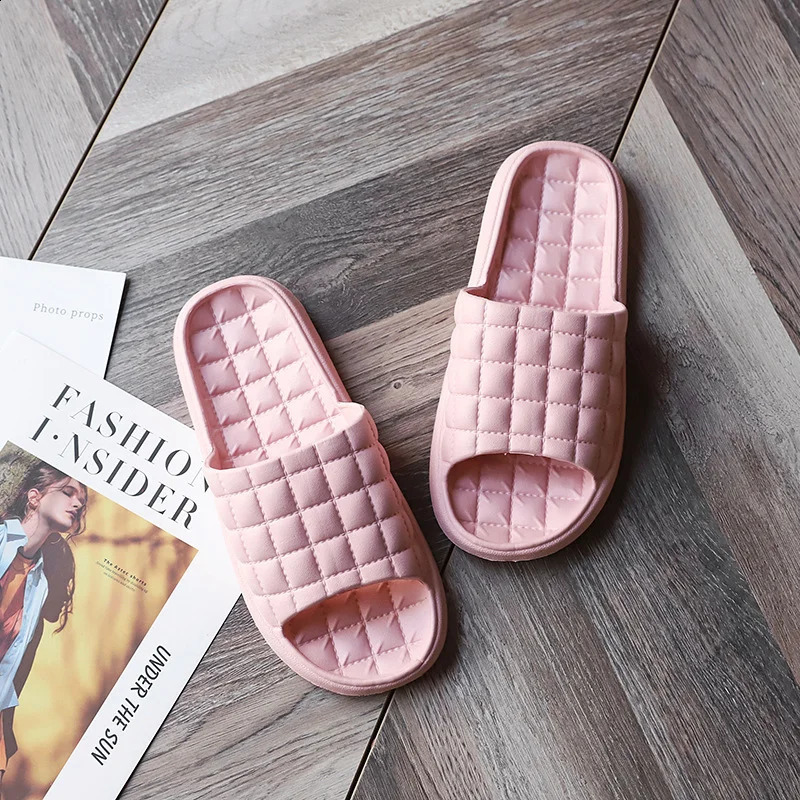 Women Indoor Home Slippers Summer Soft Comfortable Flip Flops Bath Slippers Couple Family Flat Shoes el Sandals 250120