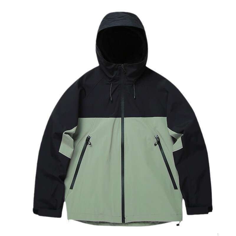 New couple's windproof and waterproof hooded casual hiking suit