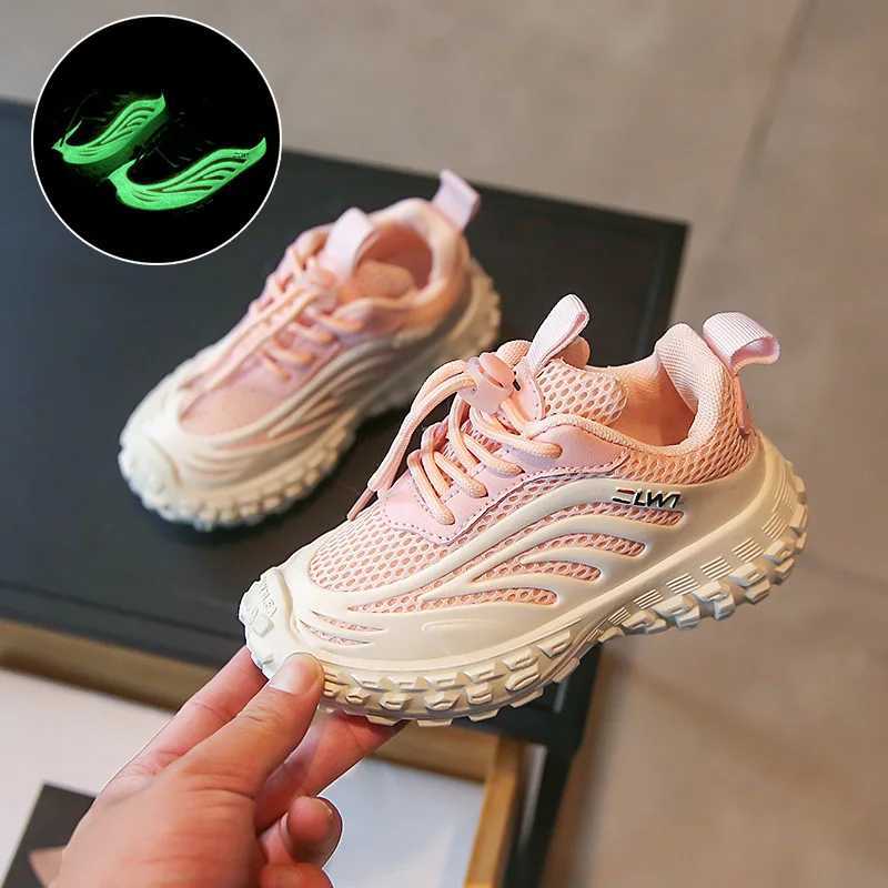 Kid Shoes Girls Casual Sneakers Fashion Breathable Sports Shoes for Children Outdoor Reflective Light Running Shoes Boy Shoes W250207