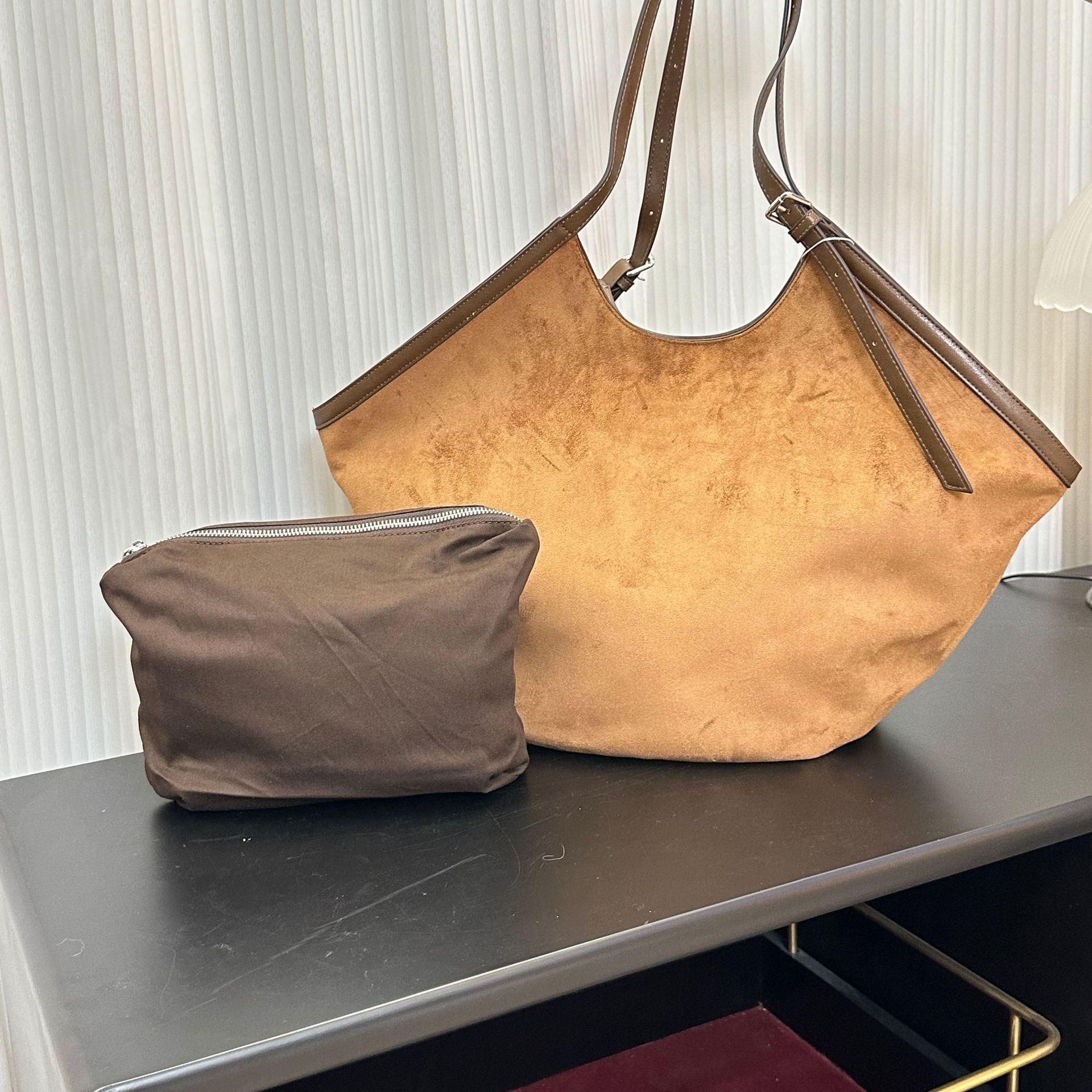 Bag Bag For Women, Lazy Style, Mother Tote Bag, Women's Winter New Large Capacity Commuting Hand-Held Shoulder Bag