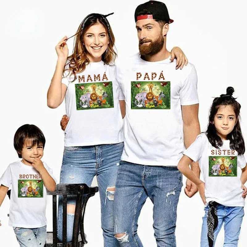 Family Outfits Mommy and Daughter Matching Clothes Zoo Animal Cartoon Family Party Shirt Set Children Toddler Shirts Mom Clothes W250207