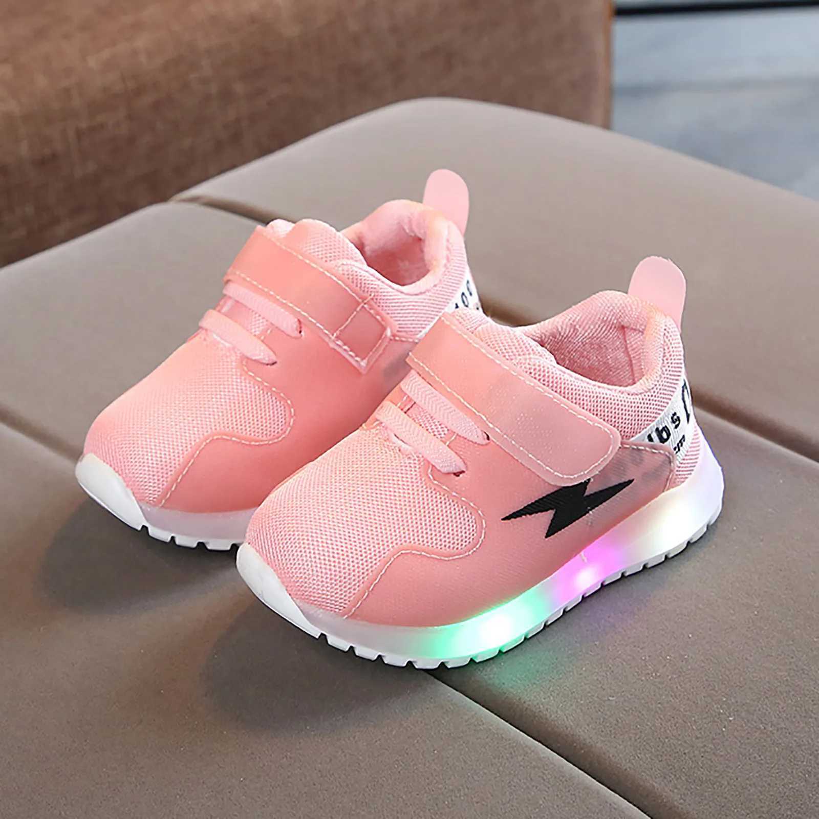 Childrens sports shoes LED luminous sports shoes suitable for boys and girls breathable mesh childrens casual sports shoes non slip shoes TenisXJ25031