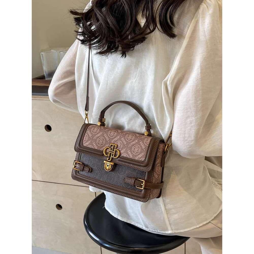Women's Bags High end niche design for women new model, internet famous, super popular, fashionable crossbody bag, hand-held small square bag