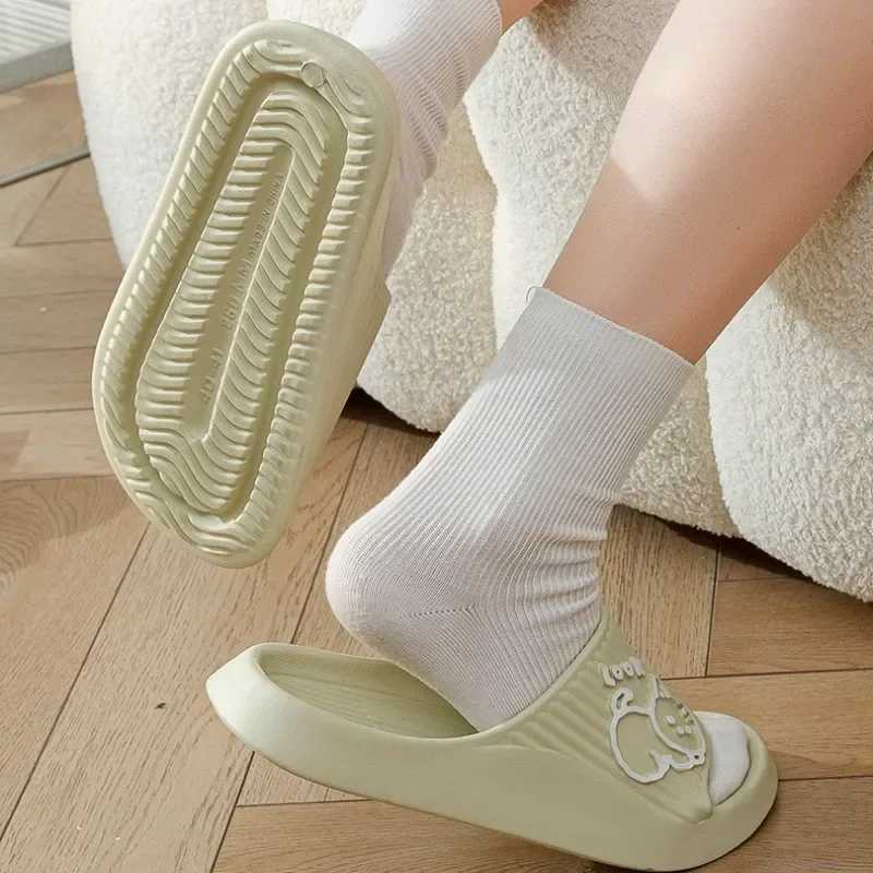 2024 Summer Women Slippers Bath Thick Platform N-Slip Home Carto Flip Flops Beach Sandals Ladies Slides Indoor OutdoorXJ250207