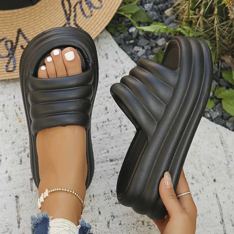 Womens Chunky Platform Slippers Summer Comfort Soft Thick Bottom Slides Woman for Sandals 2024 Open Toe N-slip Beach ShoesXJ250207