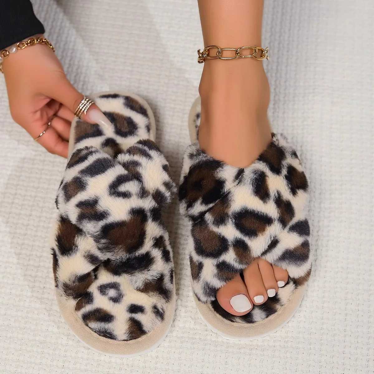 Cross opening spring and autumn home anti slip flat bottomed couple style fiable and simple open toed hairy slippersXJ250207
