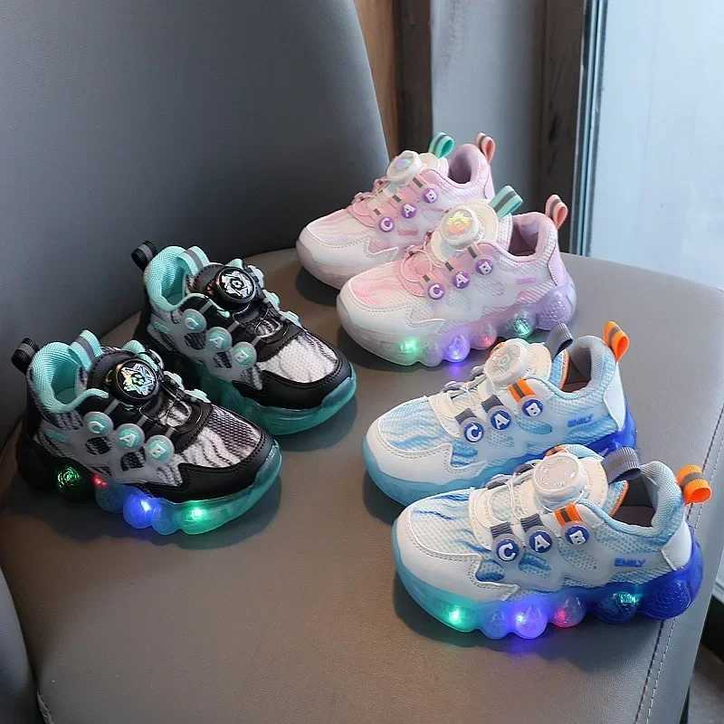 Fashion Kids Shoes Breathable Light Running Illuminated Shoes Boys Girls Casual Sneakers Rotate Button Luminous Kids Sport Shoes W250207
