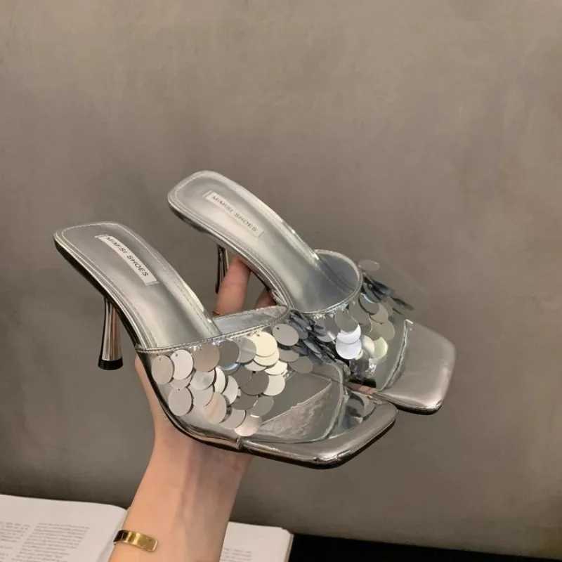 2024 Summer Hot Selling Womens High Heels and Slippers Fiable and Elegant Square Toe Outdoor Versatile Sier Women ShoesXJ250207