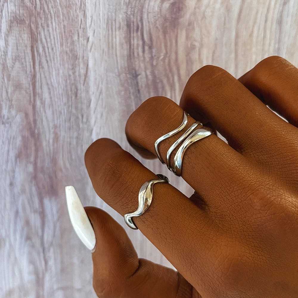 Stainless Steel Ring Asymmetric Cutout Design Exquisite Couple Rings For Women Jewelry Adjustable Gift for friends to each other W250207