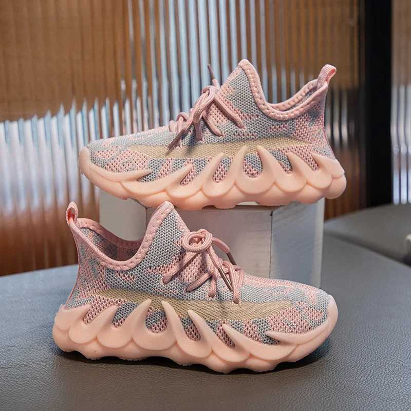 Fashion Knit Sports Shoes 2024 Breathable Soft Soles Anti Slip Sneakers for Boys Girls Spring Autumn Trendy Mesh Shoes for KidsXJ250207