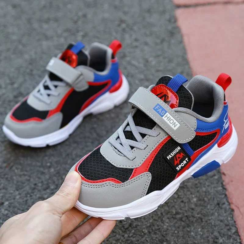 Four Seasons Childrens Sports Shoes Childrens Fashion Sports Shoes Boys Running Leisure Breathable Outdoor Shoes Lightweight and BreathableXJ250318