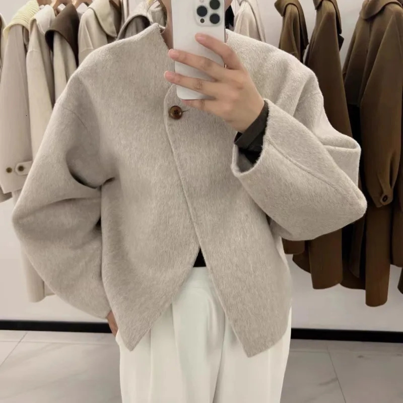 EWQ Fashion Allmatch Long Sleeve Scarf Collar Female Doublefaced Cashmere Coat Women Woolen Coats 2025 Winter Short Jacket 250109Z