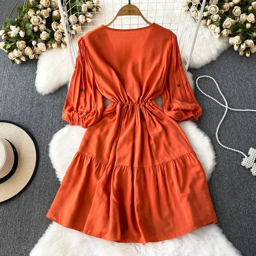 Bohemian Dress for Women Embroidery Floral V-neck Elastic Waist Dresses with Belt Lace-up Holiday Beach Vestidos Folds Dropship 250122