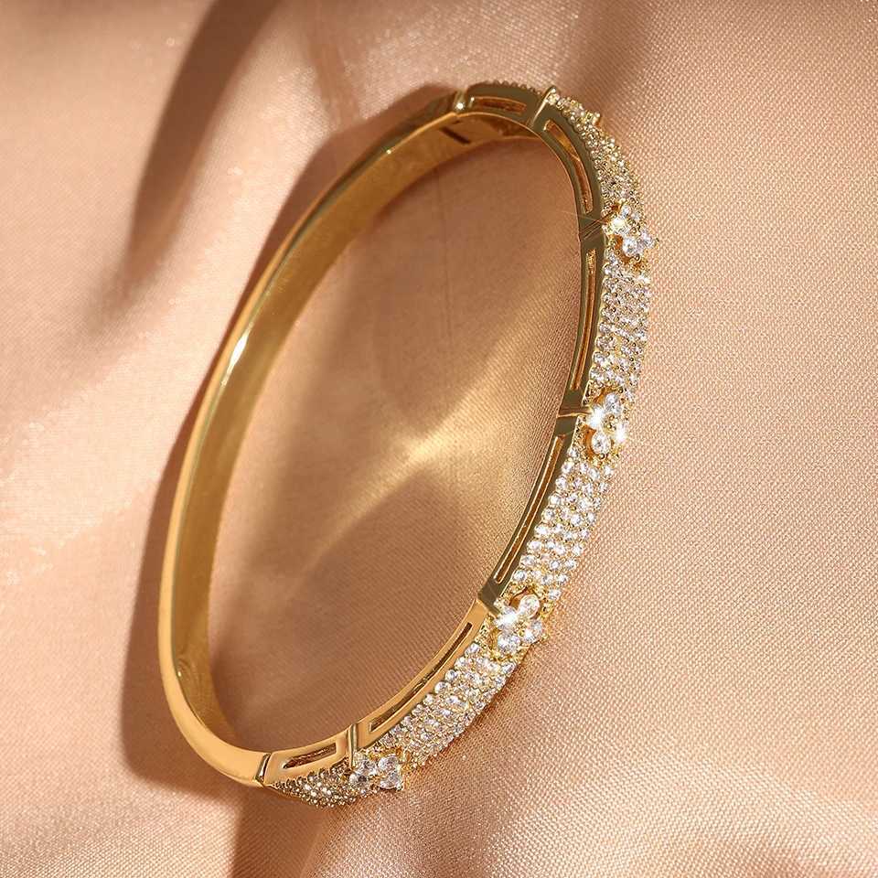 Yupsk Luxury Shiny Full Zircon Open Bangle Bracelet for Women Exquisite Brass Flowers Design Wedding Party Jewelry Gift Y250208