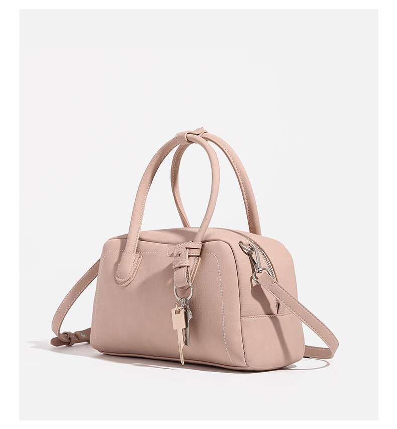 Women's Bags CHREHE&KULRS Boston women's autumn and winter new item niche large capacity versatile crossbody handbag