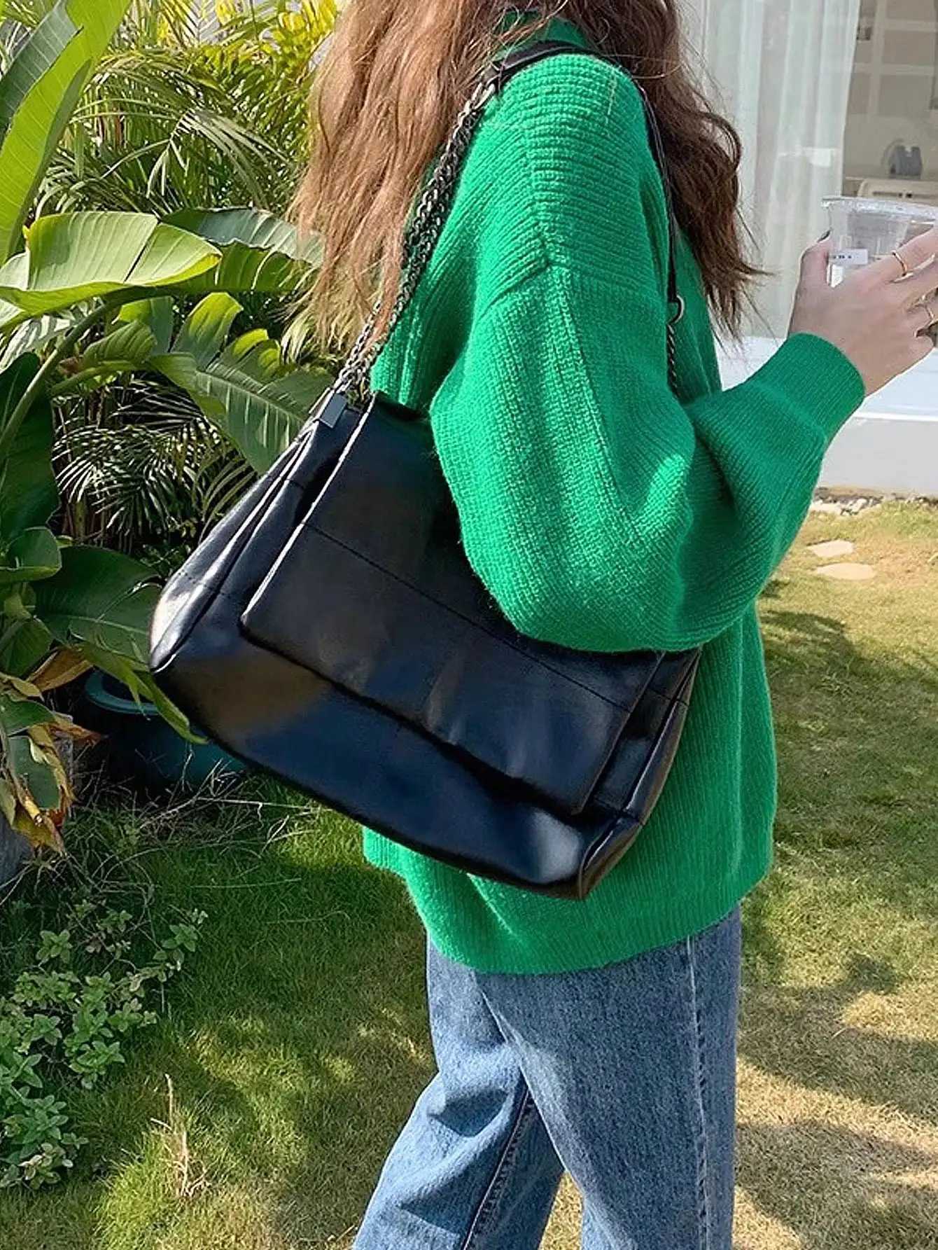 Large capacity commuting bag 2024 new spring/summer womens chain high-end and fashionable single shoulder underarm baC250208