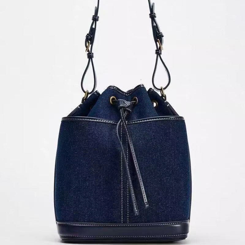 designer bag 2024 Autumn/Winter New Product Denim Handbill Shoulder Fashion Canvas Bucket Bag