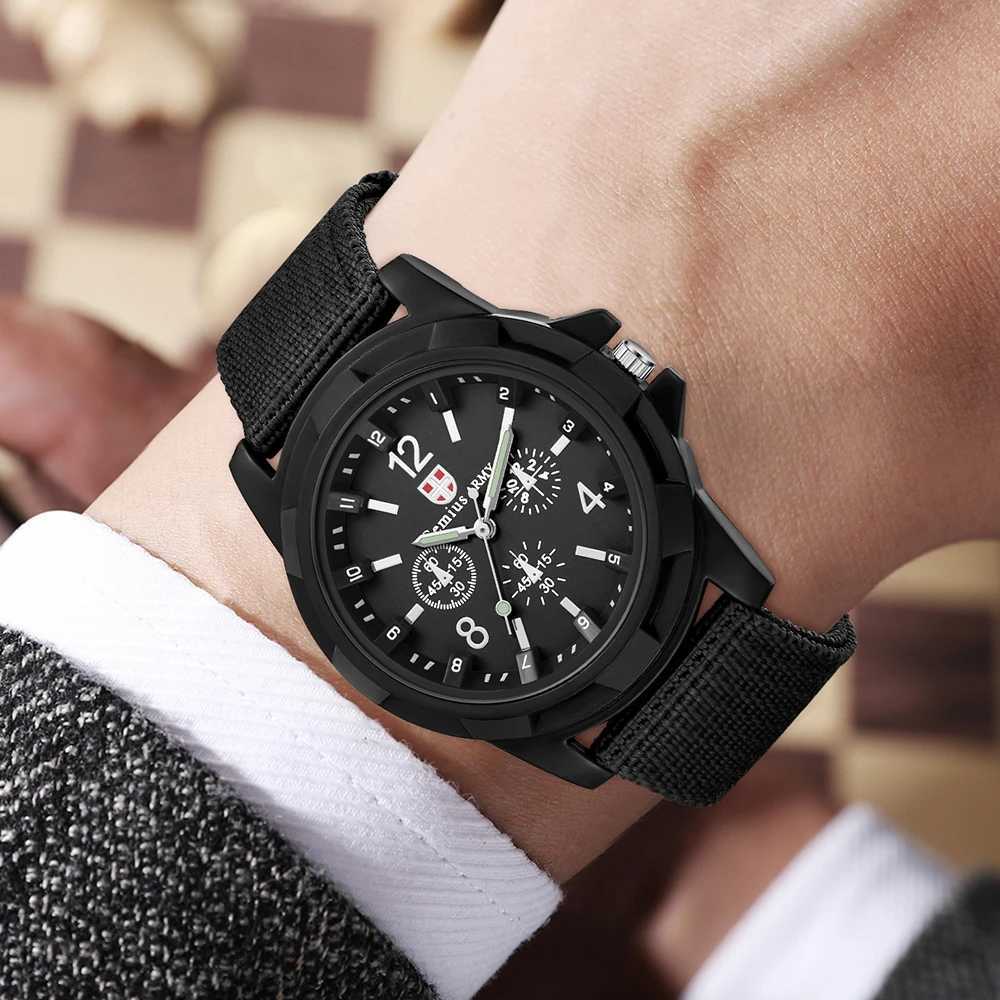 Minimalist Black One-piece Set With Circular Quartz Watch Header For Mens Watches Z250207